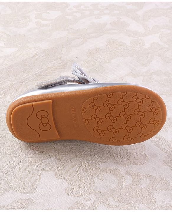 Cute Walk by Babyhug Velcro Closure Ballerina With Bow Applique - Pink