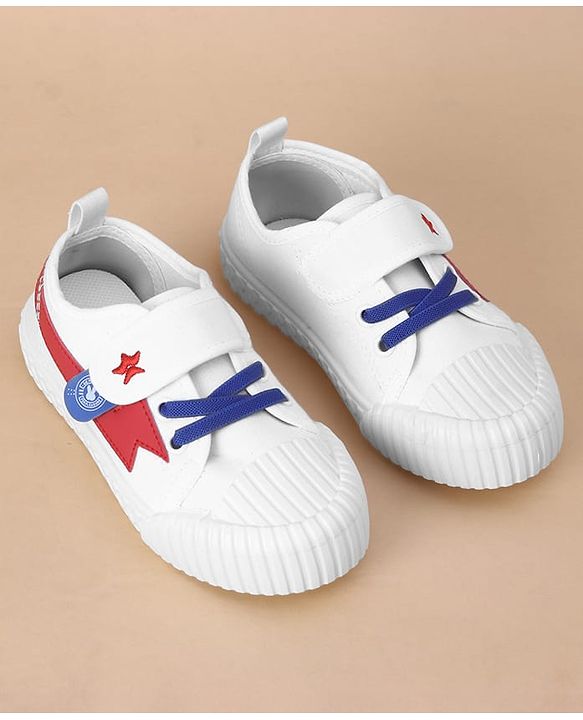 Cute Walk by Babyhug Velcro Closure Casual Shoes - White