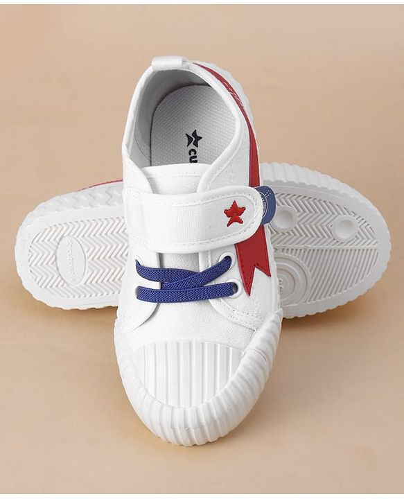Cute Walk by Babyhug Velcro Closure Casual Shoes - White
