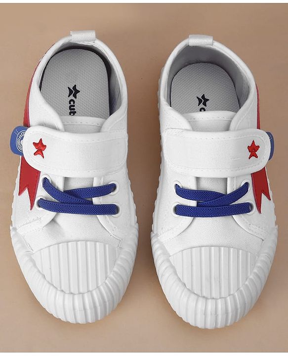 Cute Walk by Babyhug Velcro Closure Casual Shoes - White