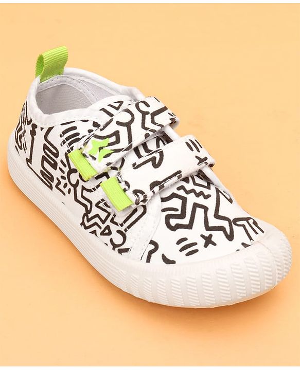 Cute Walk by Babyhug Velcro Closure Abstract Printed Casual Shoes - White & Lime Green