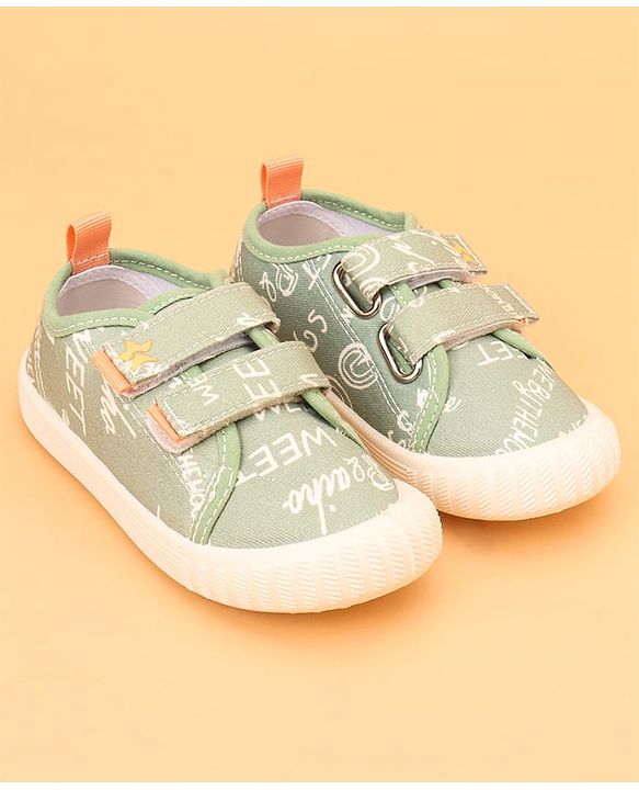 Cute Walk by Babyhug Velcro Closure Abstract Printed Casual Shoes - White & Lime Green