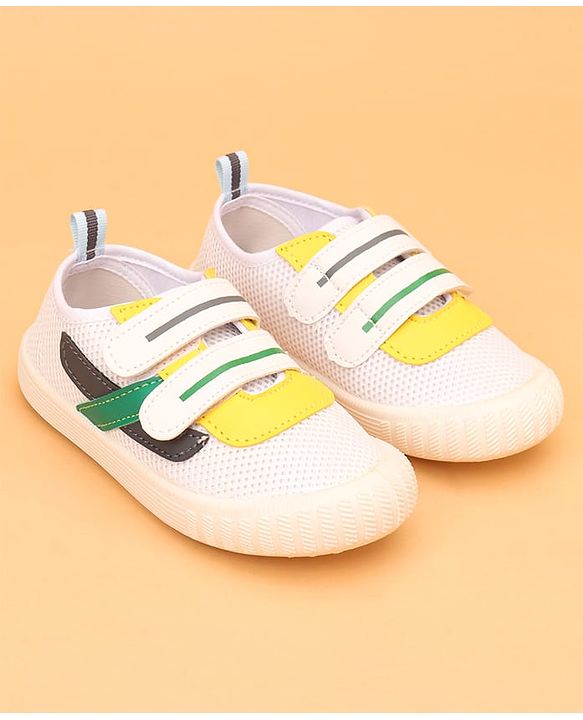 Cute Walk by Babyhug Velcro Closure Colour Block Casual Shoes - Navy Blue