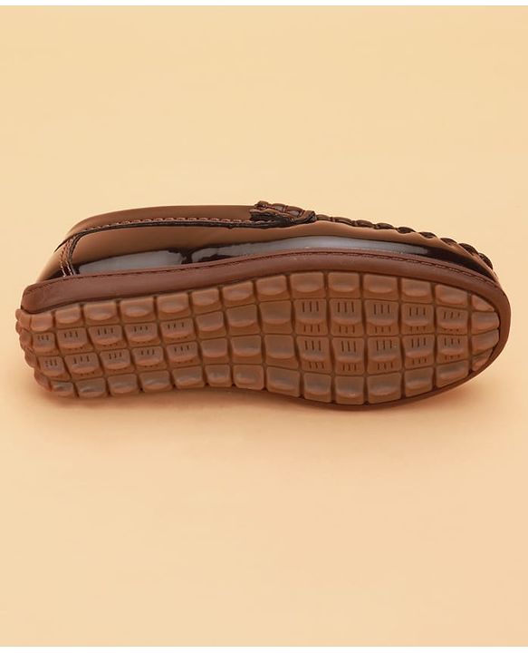 Cute Walk by Babyhug Slip On Solid Loafers - Brown