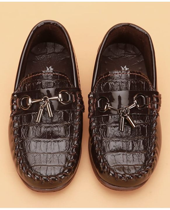 Cute Walk by Babyhug Slip On Solid Loafers - Brown