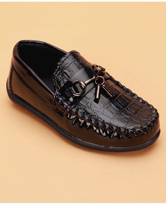 Cute Walk by Babyhug Slip On Solid Loafers - Brown