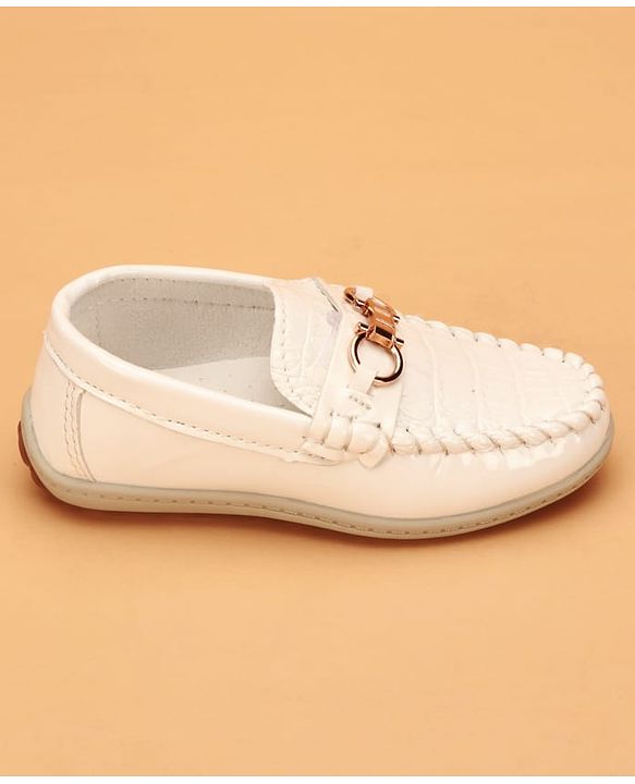 Cute Walk by Babyhug Slip On Solid Loafers with Applique Detailing - White