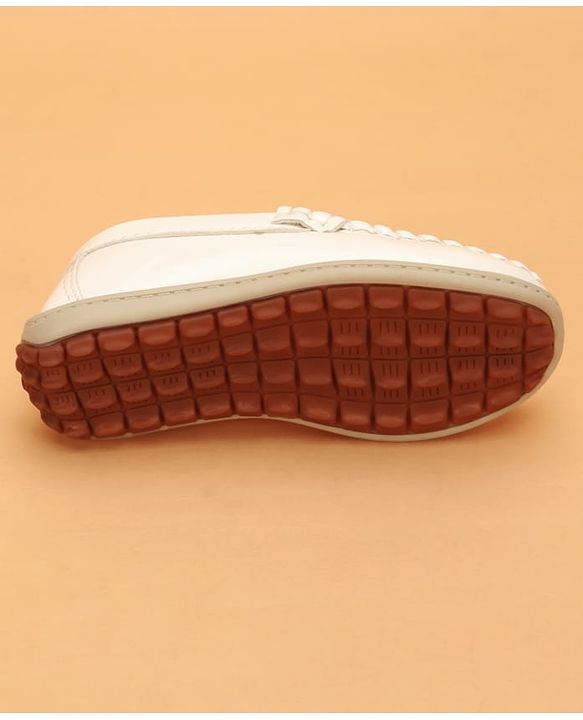 Cute Walk by Babyhug Slip On Solid Loafers with Applique Detailing - White