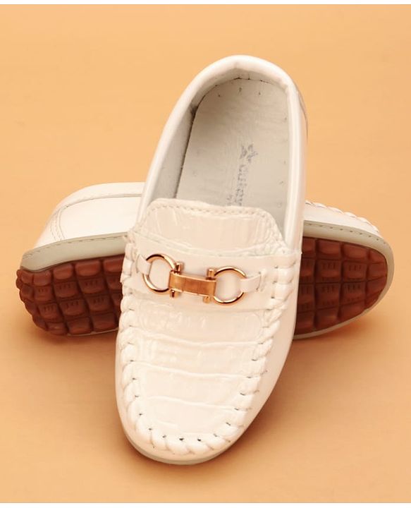 Cute Walk by Babyhug Slip On Solid Loafers with Applique Detailing - White