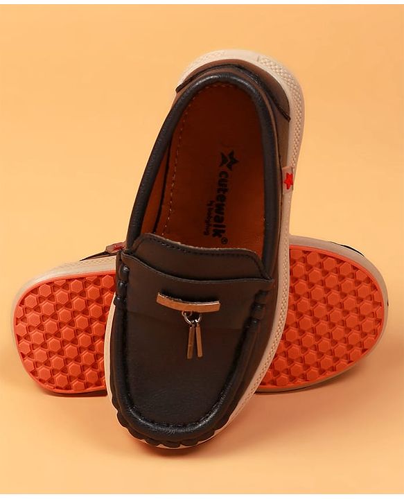 Cute Walk by Babyhug Slip On Solid Coloured Loafers With Applique - Navy Blue