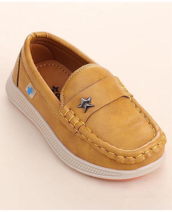 Cute Walk by Babyhug Slip On Solid Coloured Loafers - Black