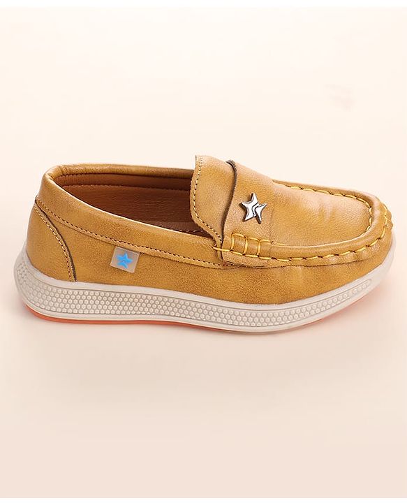 Cute Walk by Babyhug Slip On Solid Coloured Loafers - Black