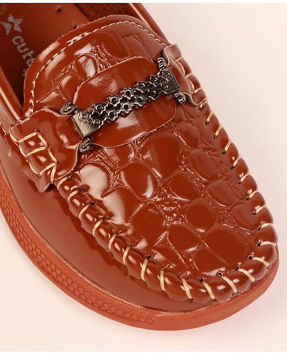 Cute Walk by Babyhug Formal & Party Wear Loafer Shoes - Brown