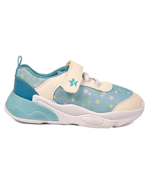 Cute Walk by Babyhug Velcro Closure Sneaker Shoes With Star Print - Pink