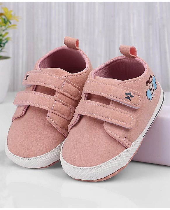 Cute Walk by Babyhug Velcro Closure Booties With Bee Embroidery - Pink
