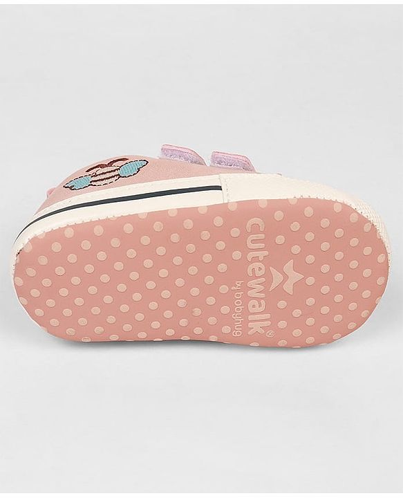Cute Walk by Babyhug Velcro Closure Booties With Bee Embroidery - Pink