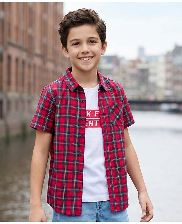 Pine Kids Cotton Woven Half Sleeves Checkered Shirt With T-Shirt - Red