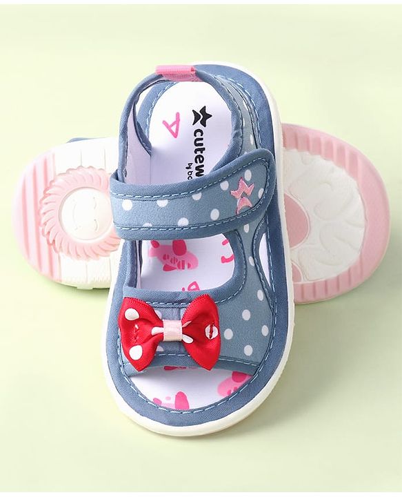 Cute Walk by Babyhug Velcro Closure Sandals with Bow Print & Applique - Blue