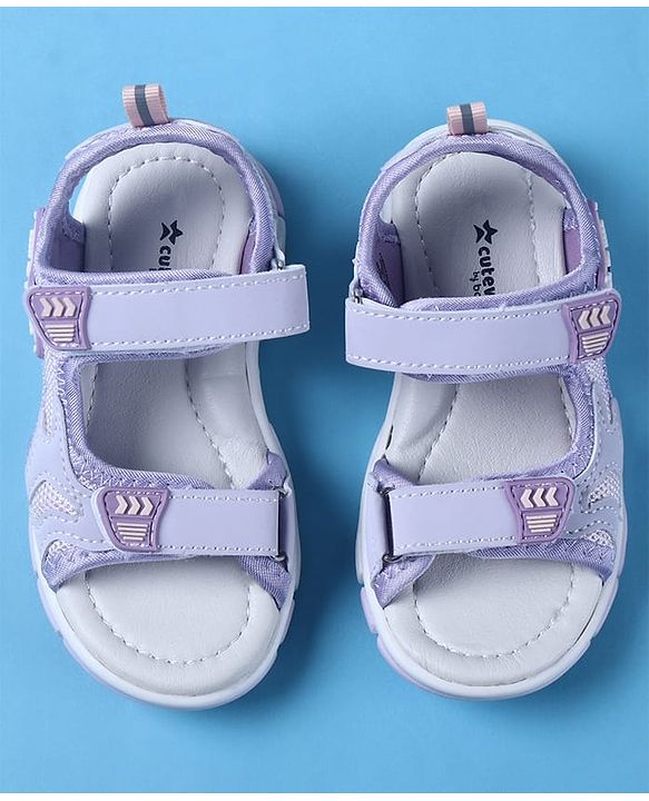 Cute Walk by Babyhug Velcro Closure Sandals with Star Applique - Purple