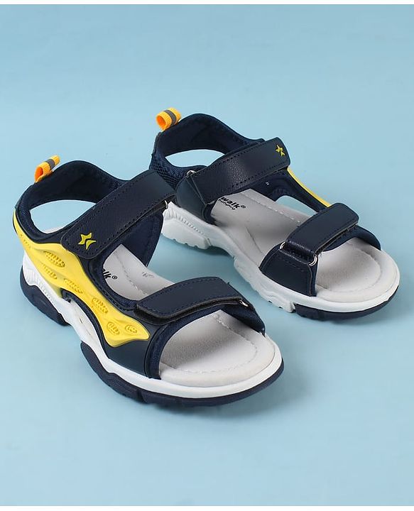 Cute Walk by Babyhug Velcro Closure Sandals - Black