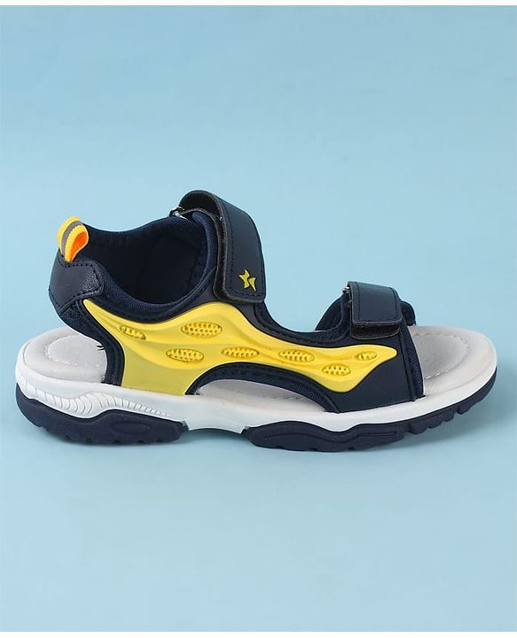 Cute Walk by Babyhug Velcro Closure Sandals - Black