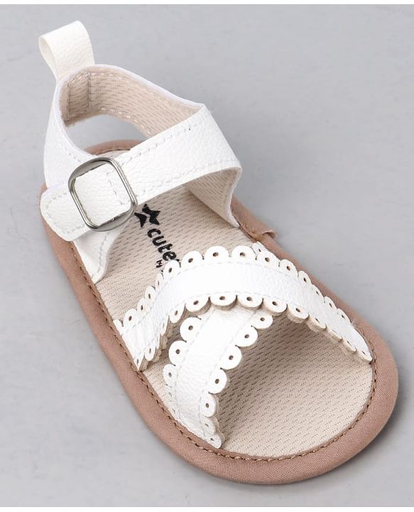 Cute Walk by Babyhug Designed Solid Booties with Velcro Closure - Beige