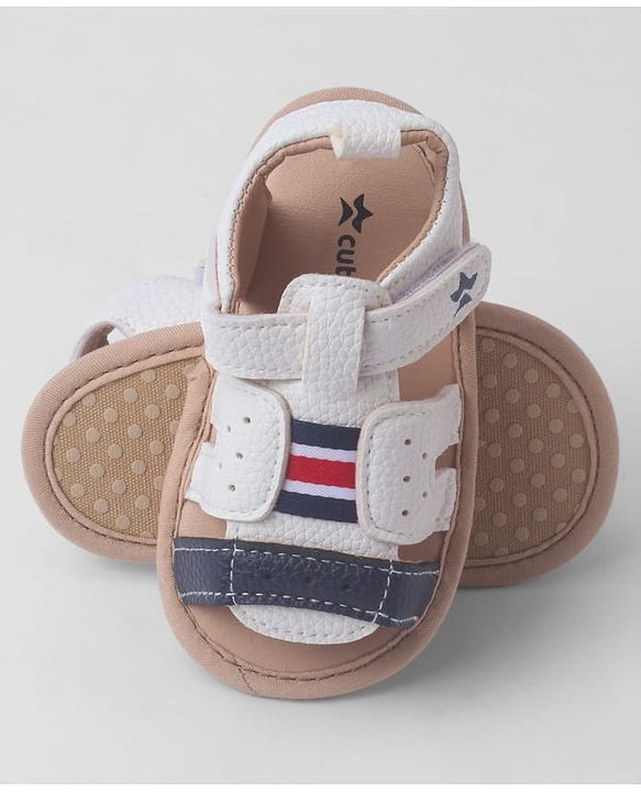 Cute Walk by Babyhug Booties With Velcro Closure - White
