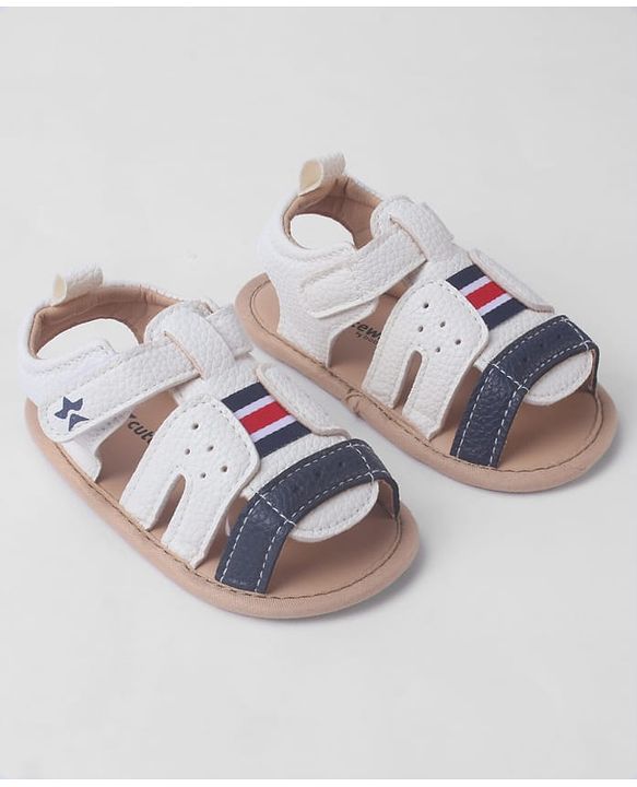Cute Walk by Babyhug Booties With Velcro Closure - White