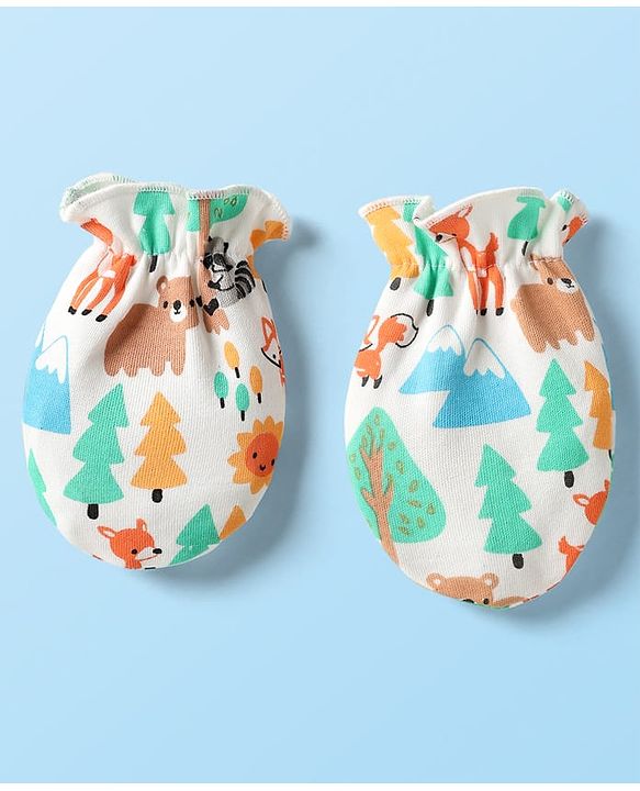 Babyhug 100% Cotton Interlock Knit Cap Mittens & Booties Set With Animal Print White - Diameter 9 cm