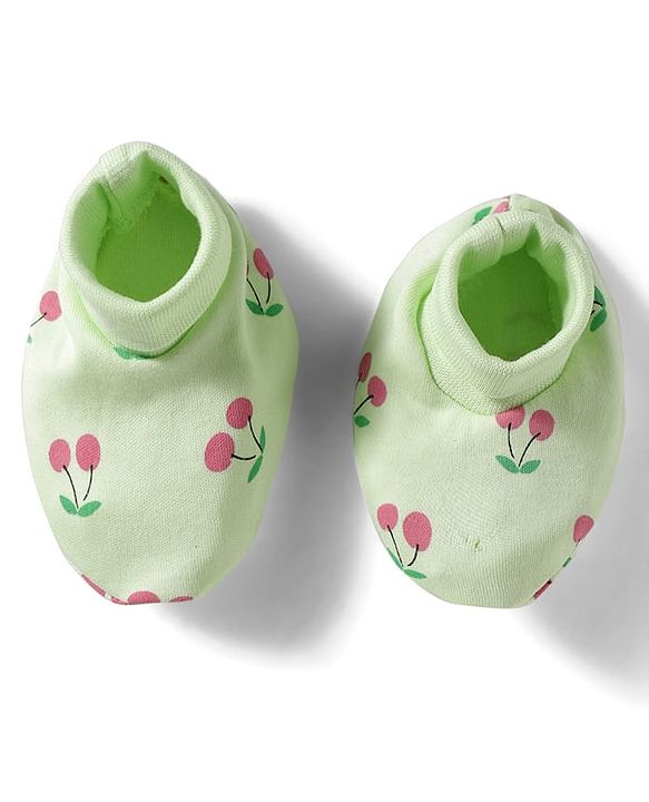 Babyhug 100% Cotton Interlock Knit Cap Mittens & Booties Set With Cherry Print Green - Diameter 16 cm