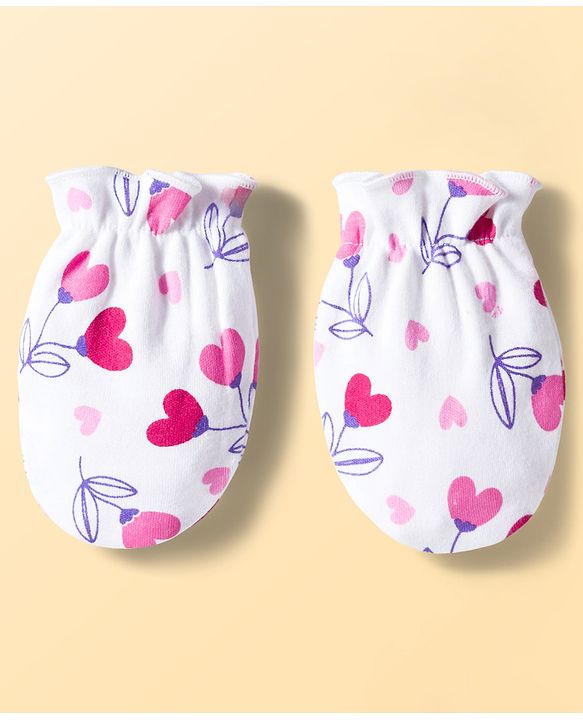 Babyhug 100% Cotton Interlock Knit Cap Mittens & Booties Set With Heart Print White - Diameter 9 cm