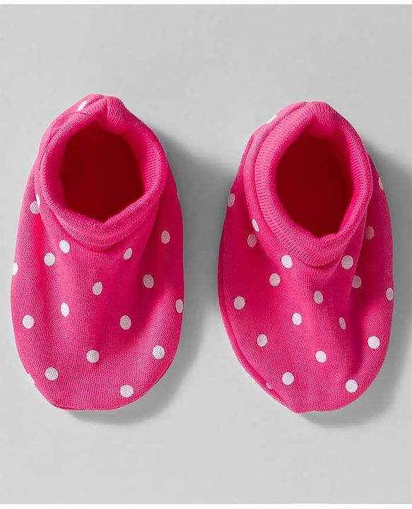 Babyhug 100% Cotton Cap Mittens & Booties Set With Polka Dot Print Pink - Diameter 9.5 cm