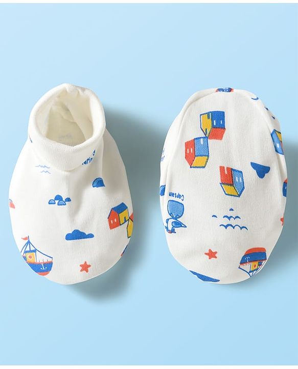Babyhug 100% Cotton Knit Mittens & Booties With Nautical Print - Offwhite