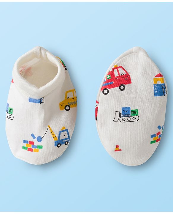 Babyhug 100% Cotton Mittens & Booties Set With Vehicle Print - White