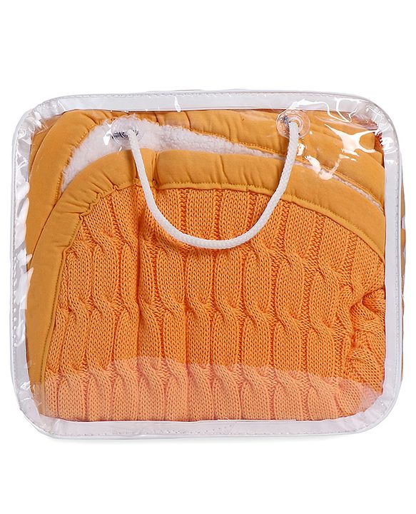 Babyhug Premium Cotton Knitted & Fur All Seasons Blanket - Off White