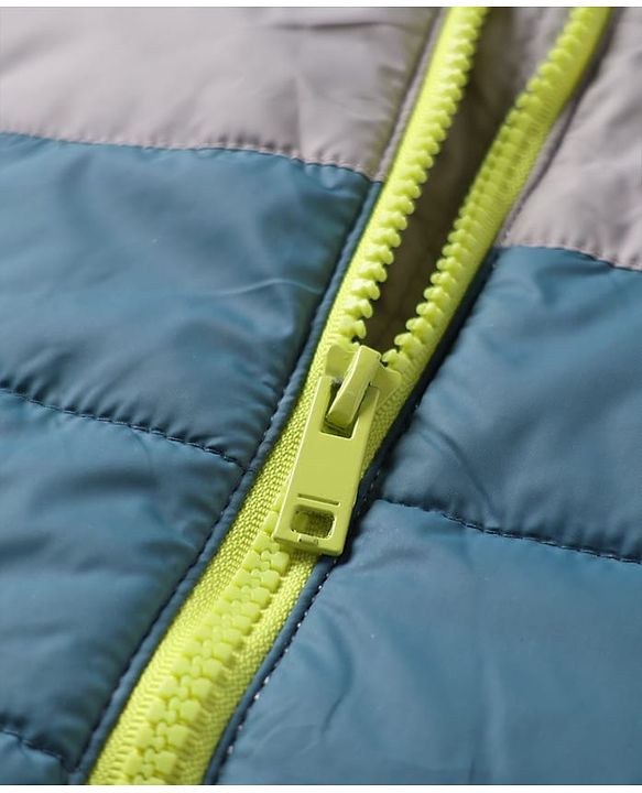 Babyhug Woven Full Sleeves Hooded Padded Jacket With Detachable Hood & Mountain Patch - Multicolor