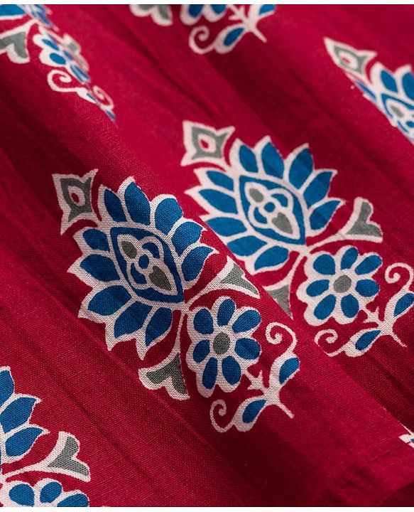 Pine Kids Cotton Woven Mandarin Collar Kurta With Floral Print - Maroon