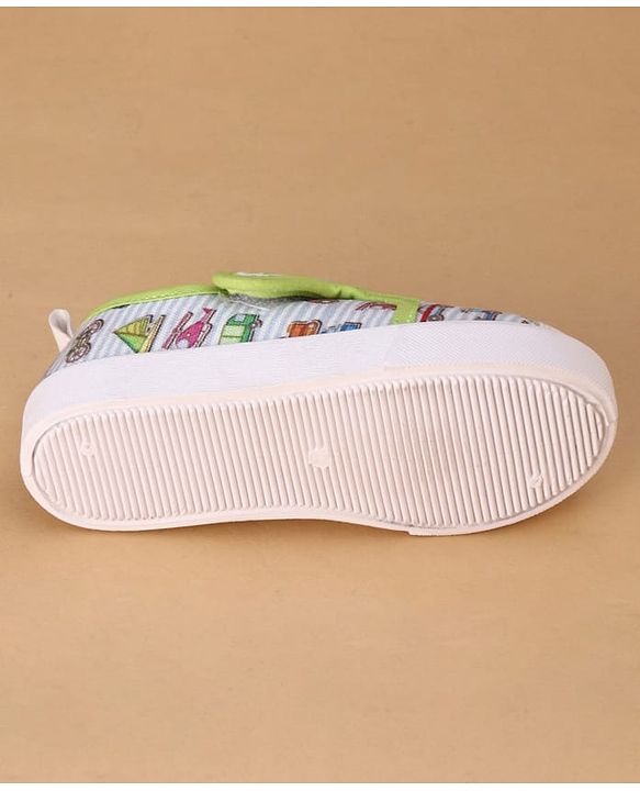 Cute Walk by Babyhug Velcro Closure Casual Shoes with Vehicle Print - Multicolor