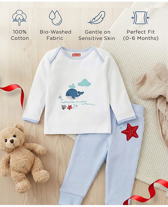 Babyhug Premium 100 % Cotton New Born Clothing Gift Set Astronaut Theme Brown - Pack of 8| Full Sleeve Set| Hooded Wrapper| Cap Bibs Mitten & Booties| Essential Clothing for 0 to 6 months