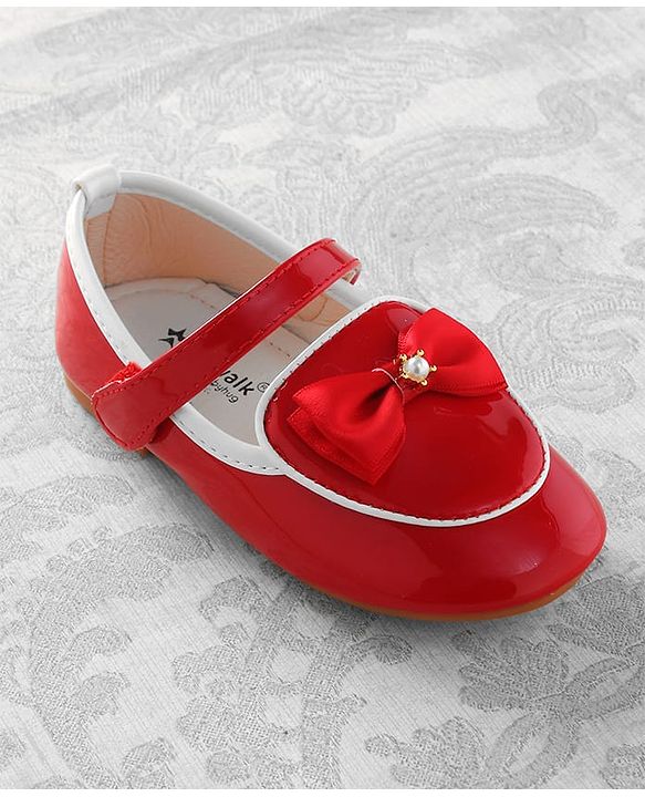 Cute Walk by Babyhug Ballerina With Velcro Closure & Bow Applique - Red