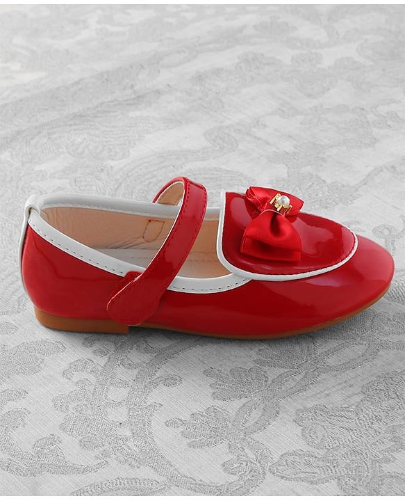 Cute Walk by Babyhug Ballerina With Velcro Closure & Bow Applique - Red