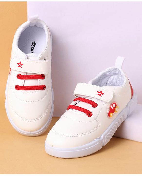 Cute Walk by Babyhug Velcro Closure Casual Shoes with Car Applique - White