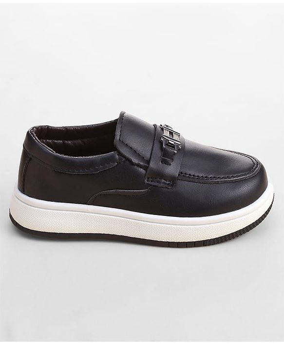 Cute Walk by Babyhug Slip On Loafer with Applique - Black