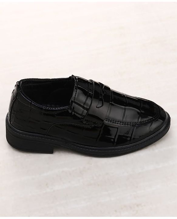 Cute Walk by Babyhug Slip On Solid Oxford Shoes - Black