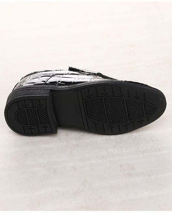 Cute Walk by Babyhug Slip On Solid Oxford Shoes - Black