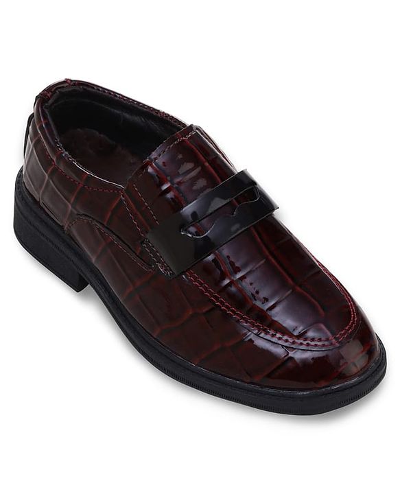 Cute Walk by Babyhug Slip On Solid Oxford Shoes - Black
