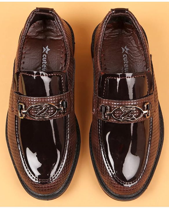 Cute Walk by Babyhug Slip On Solid Oxford Shoes - Brown
