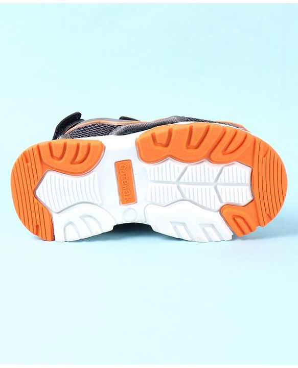 Cute Walk by Babyhug Solid Sandals with Velcro Closure - Grey