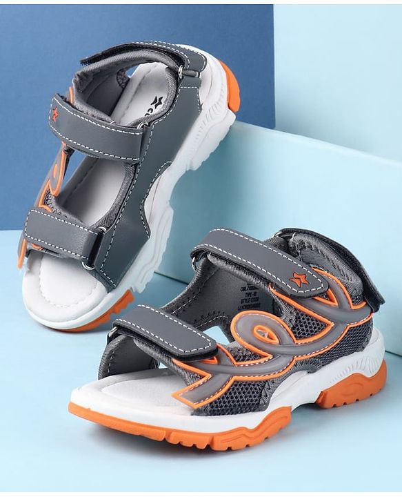 Cute Walk by Babyhug Solid Sandals with Velcro Closure - Grey