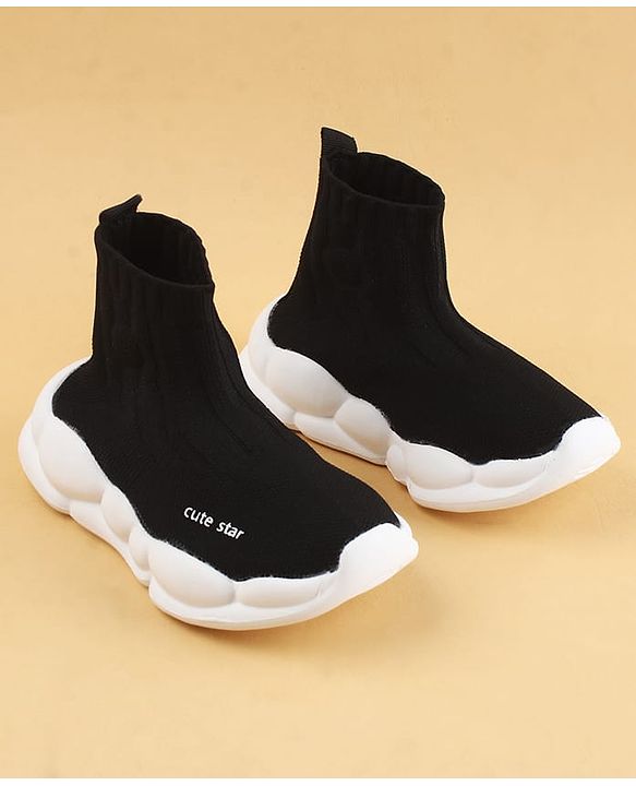Cute Walk by Babyhug Casual Shoes Solid Color With Logo Print  - Black